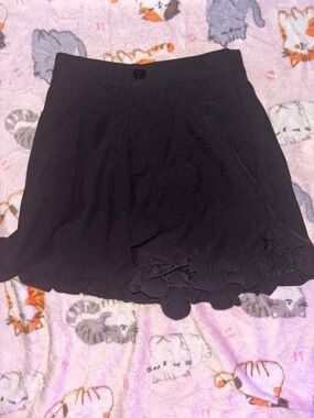 SHEIN womens black ruffled suit shorts (s)